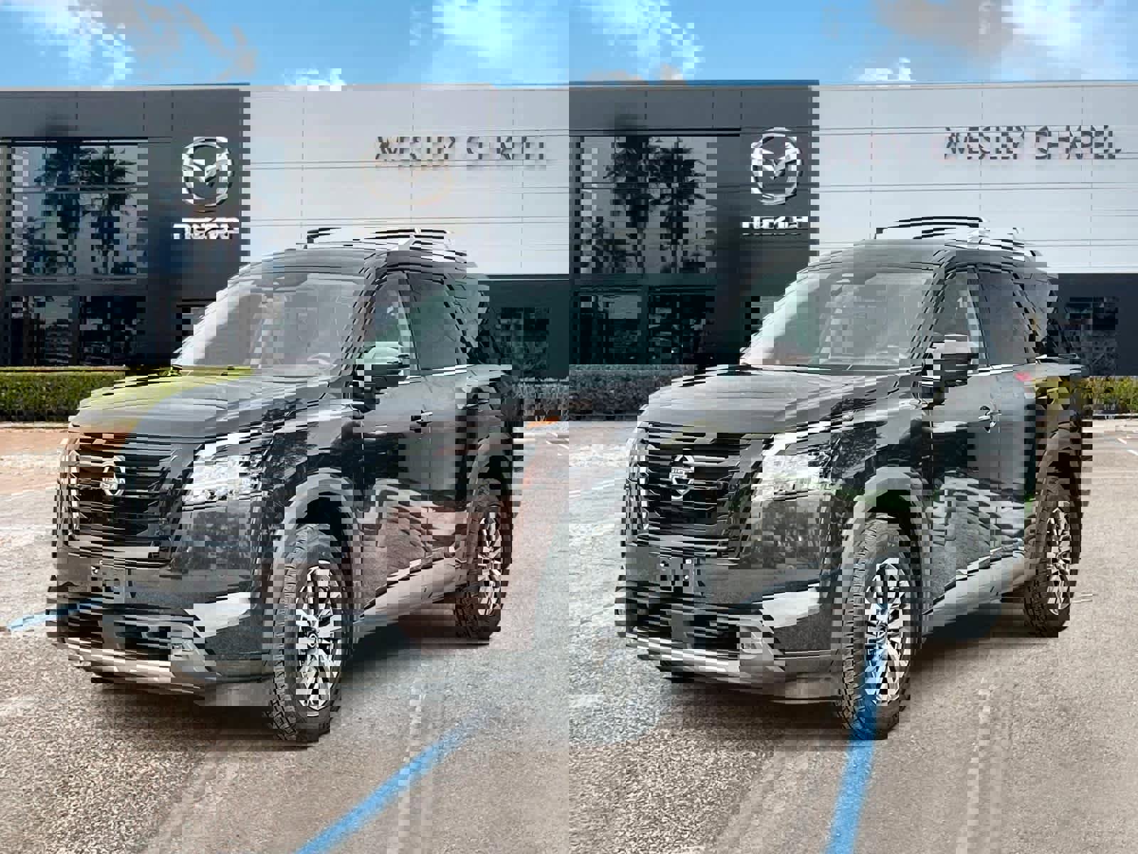 Used 2022 Nissan Pathfinder SL w/ SL Black Package