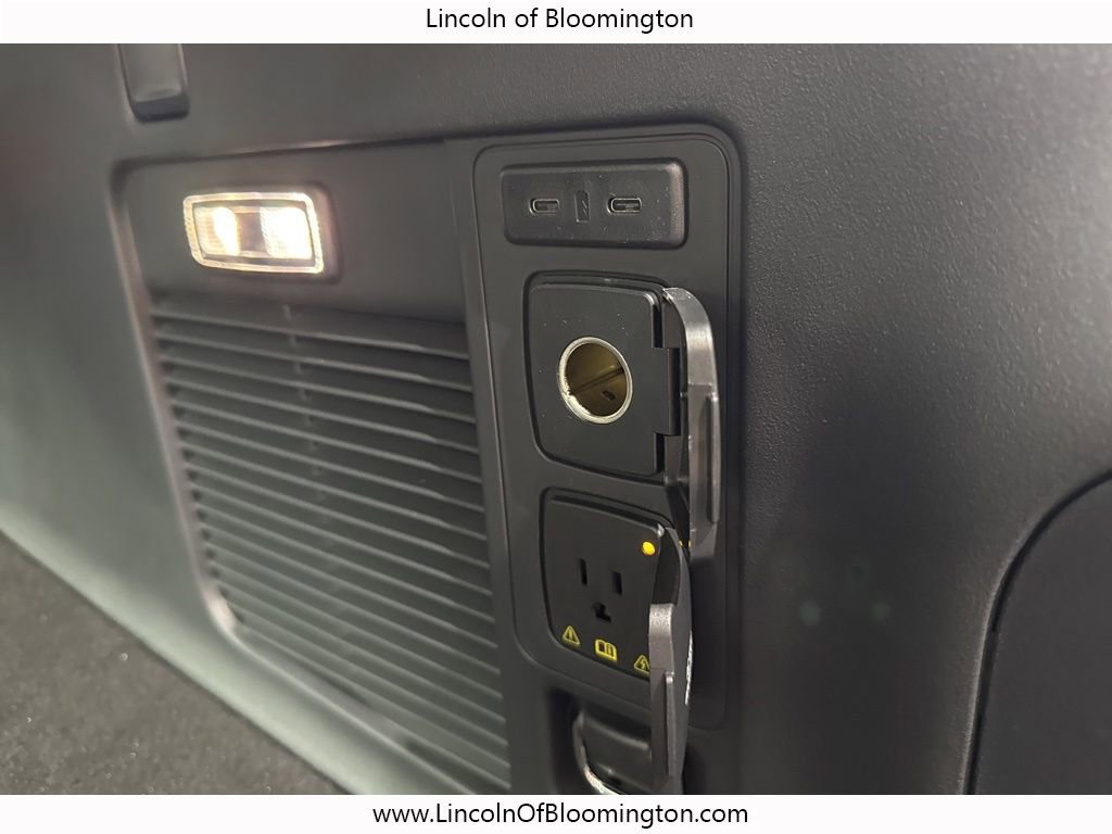 New 2025 Lincoln Navigator L Reserve w/ Jet Appearance Package image 68