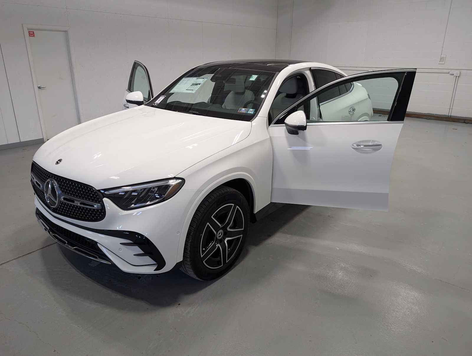 New 2026 Mercedes-Benz GLC 300 4MATIC image 14