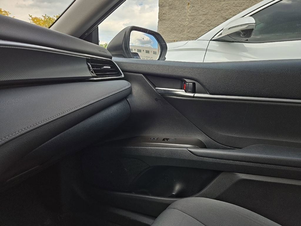 Used 2023 Toyota Camry LE FWD image 25