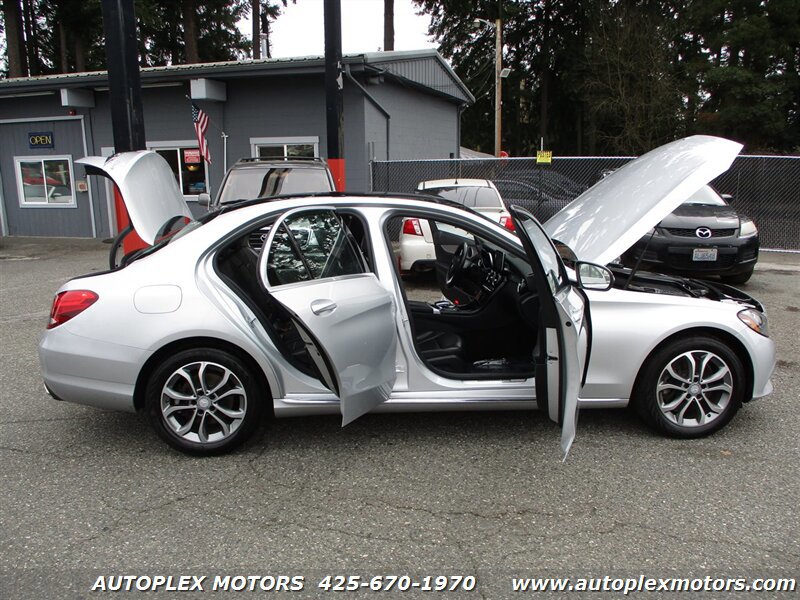 Used 2016 Mercedes-Benz C 300 4MATIC Sedan image 34