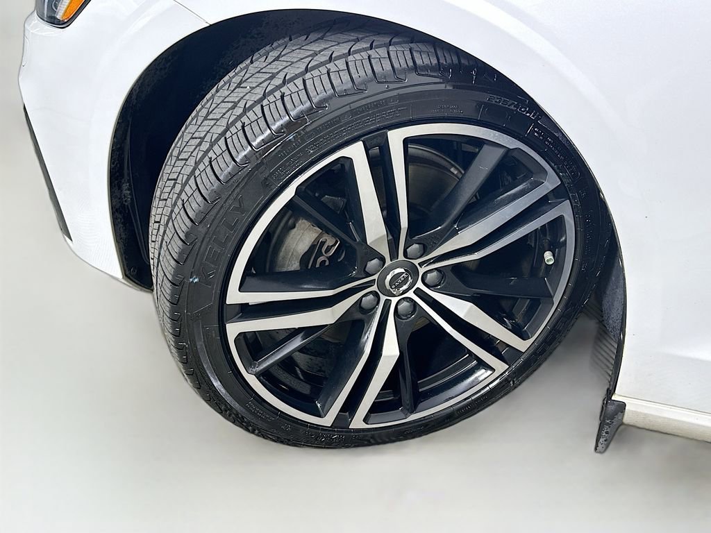 Used 2019 Volvo S60 T5 R-Design FWD image 24