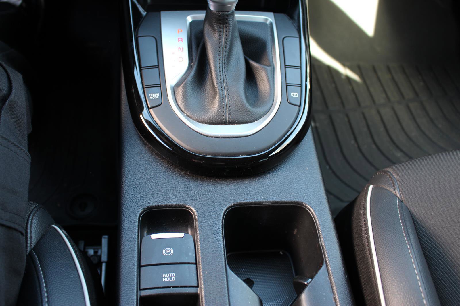 Used 2024 Kia Forte GT-Line image 26