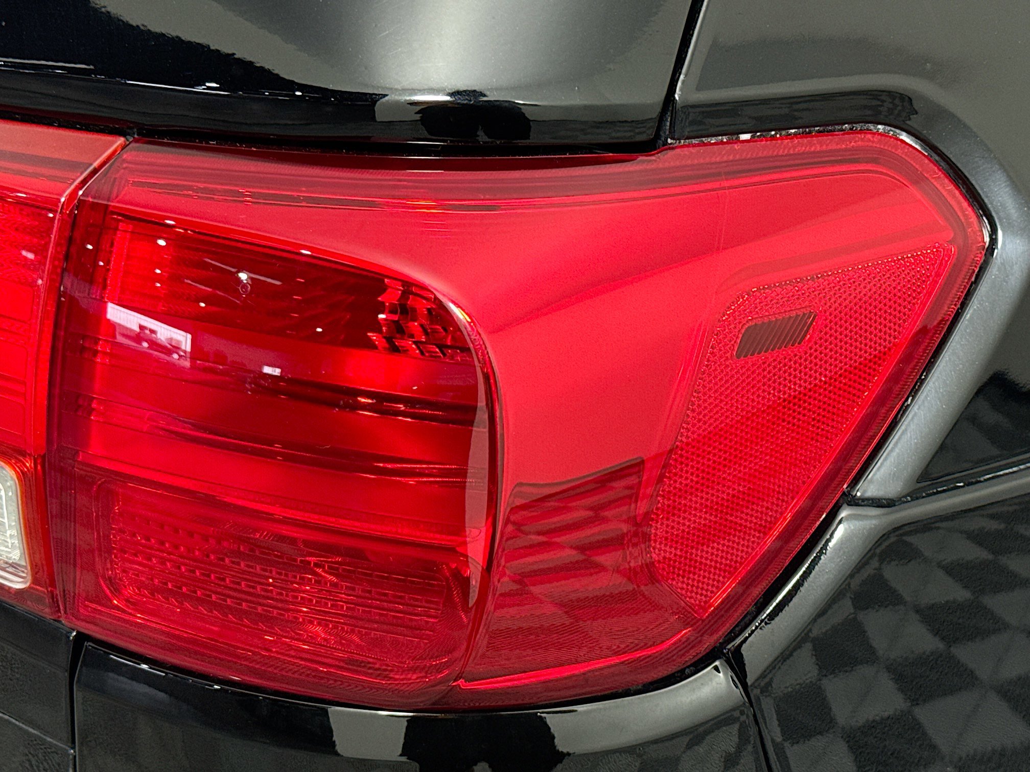 Used 2018 Kia Sedona LX w/ LX Essentials Premium Package FWD image 58