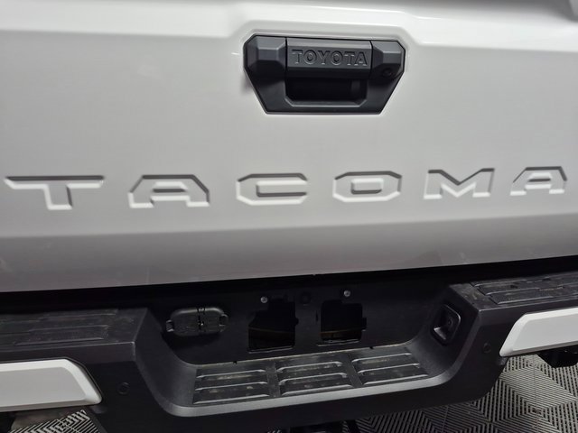 New 2025 Toyota Tacoma SR5 image 9