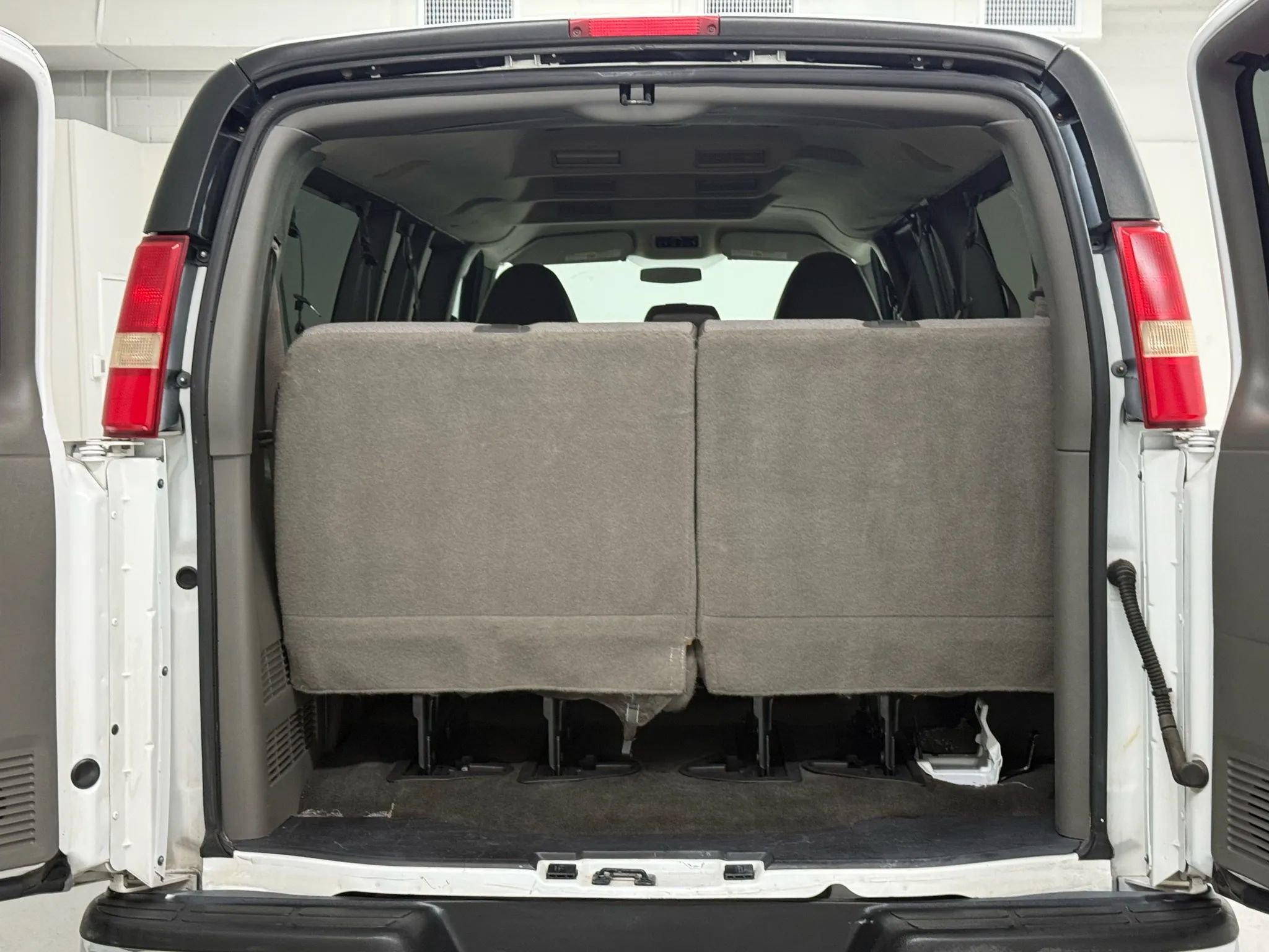 Used 2012 Chevrolet Express 3500 LT w/ LT Preferred Equipment Group image 26