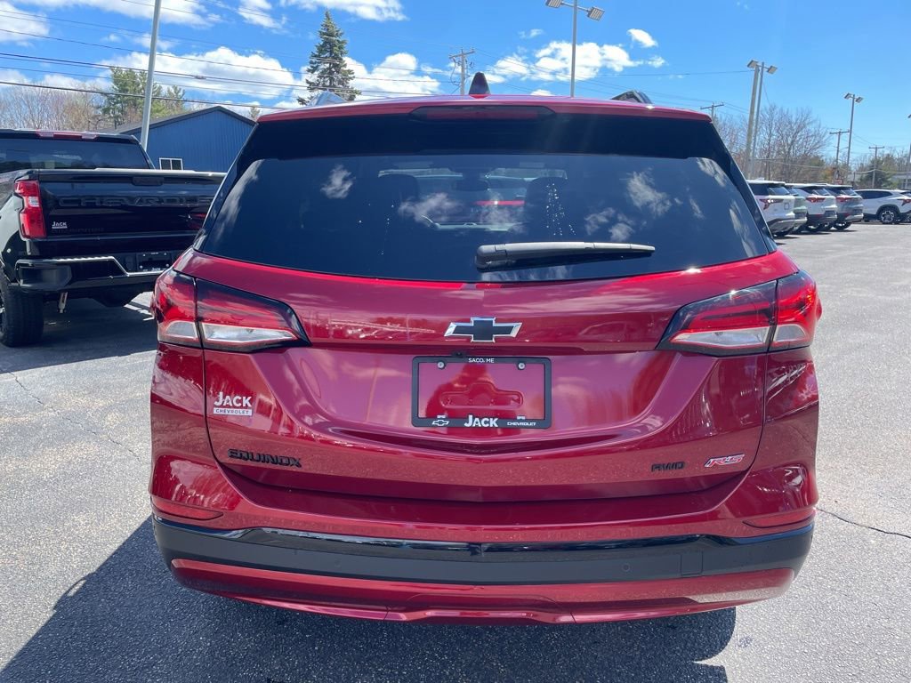 Used 2024 Chevrolet Equinox RS AWD/4WD image 6