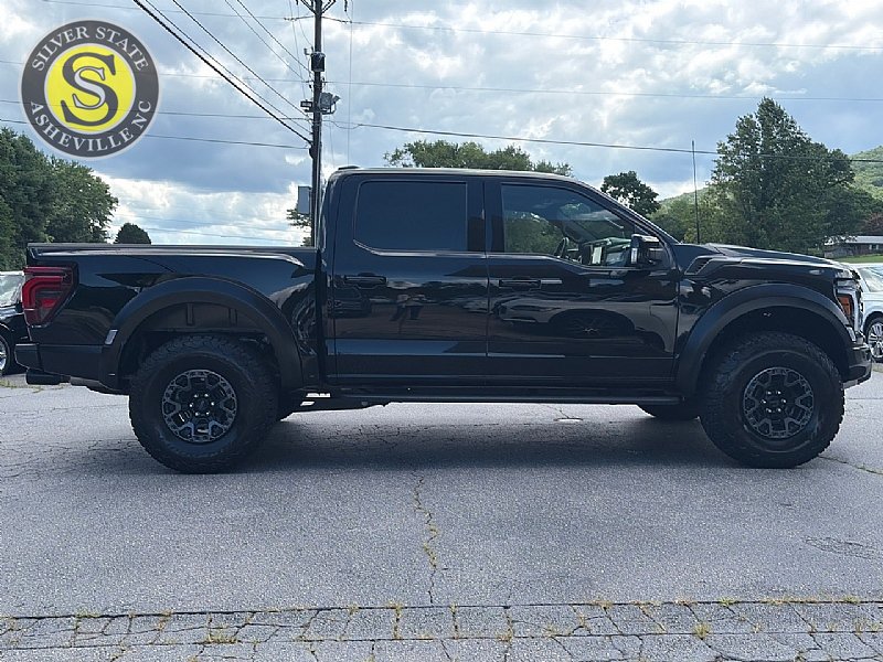 Used 2025 Ford F150 Raptor w/ Equipment Group 803A Raptor R AWD/4WD image 7