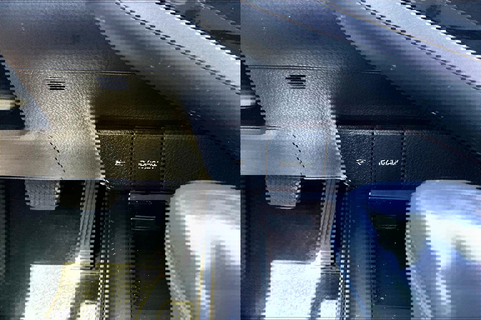 Used 2022 Toyota Camry XSE image 23