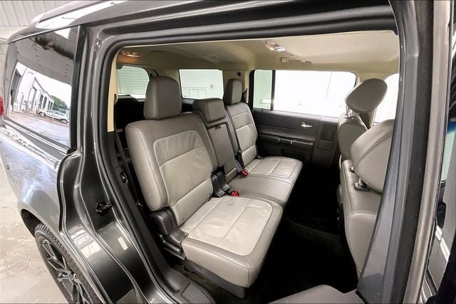 Used 2018 Ford Flex SEL w/ Equipment Group 202A AWD/4WD image 18