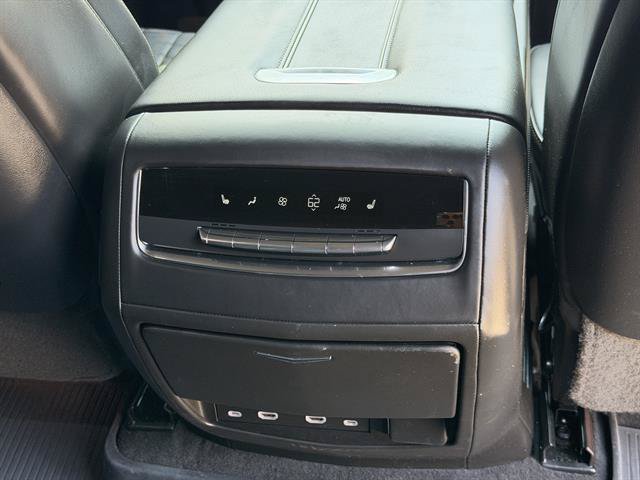 Used 2024 Cadillac Escalade Sport Platinum AWD/4WD image 24
