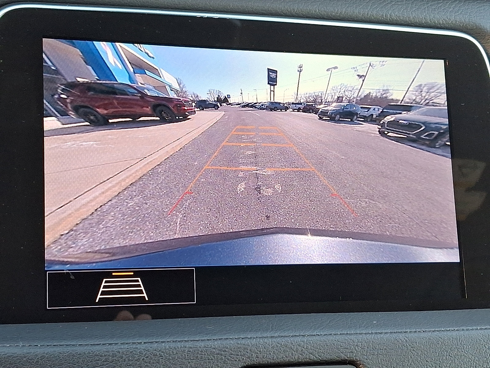 Used 2020 Cadillac XT4 Premium Luxury w/ Cold Weather Package image 19