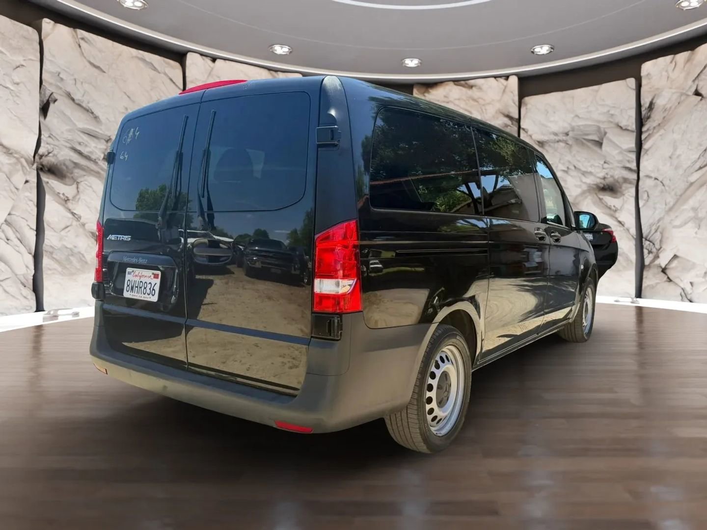 Used 2019 Mercedes-Benz Metris Passenger image 6