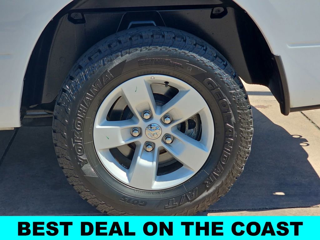 Used 2022 RAM 1500 Classic SLT w/ Electronics Group image 32