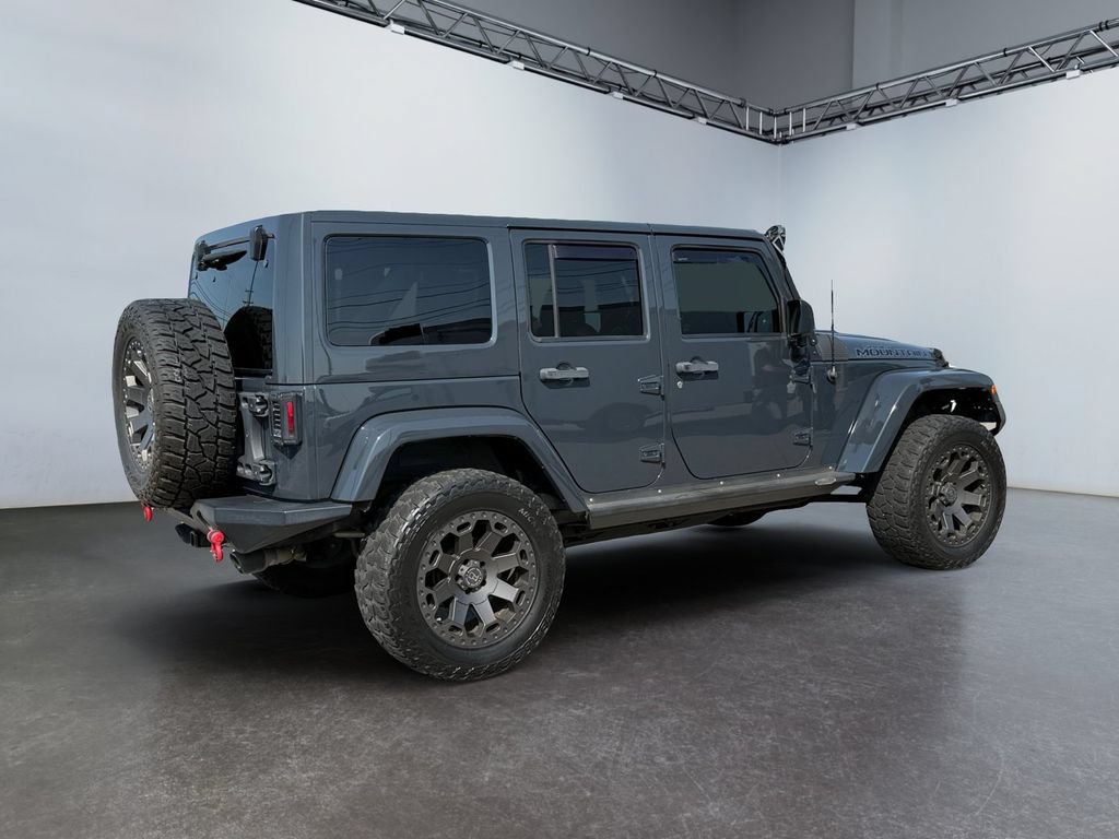 Used 2017 Jeep Wrangler Unlimited Sahara AWD/4WD image 3