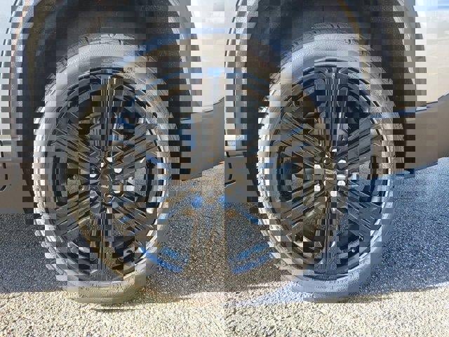 New 2025 GMC Acadia Elevation w/ Black Edition image 9