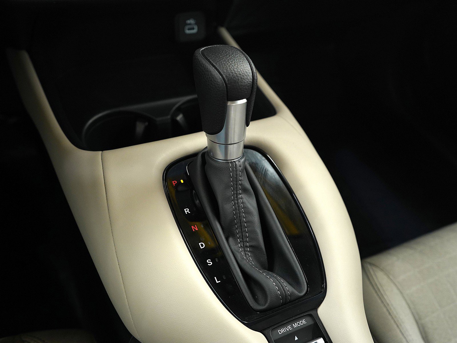 Used 2023 Honda HR-V LX image 24