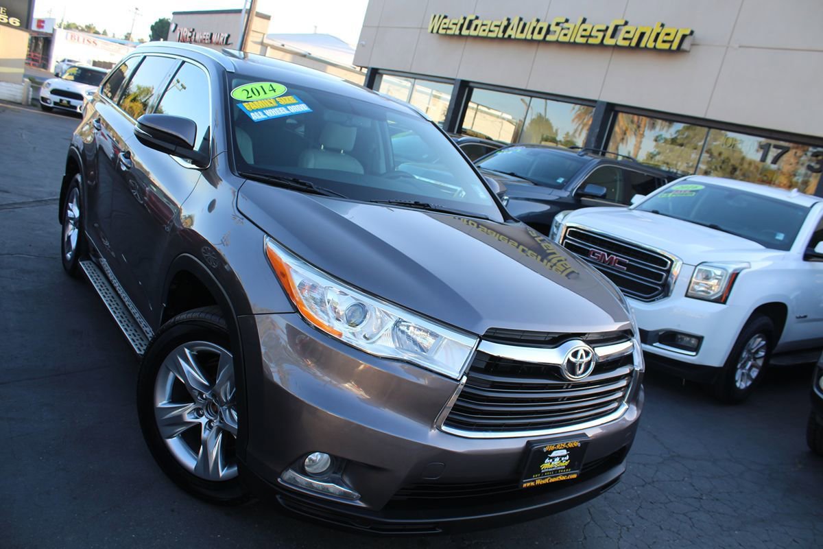 Used 2014 Toyota Highlander Limited AWD/4WD image 41