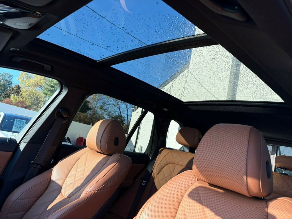 Used 2023 BMW X5 xDrive40i w/ M Sport Package image 13