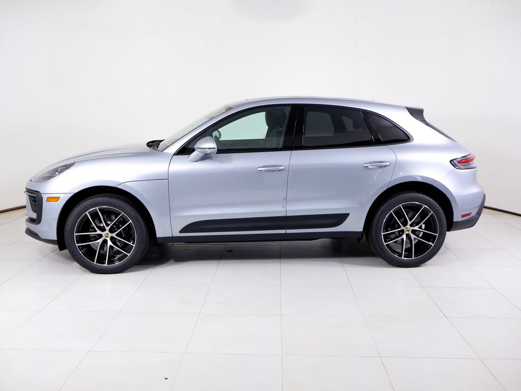 New 2026 Porsche Macan AWD/4WD image 2