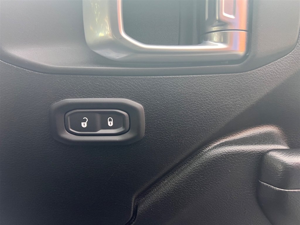 Used 2020 Jeep Wrangler Unlimited Sport S AWD/4WD image 22