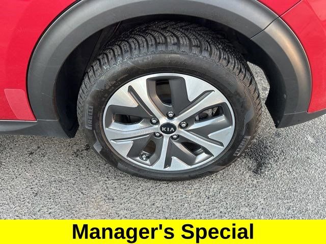 Used 2021 Kia Niro EX Premium w/ Cold Weather Package image 49