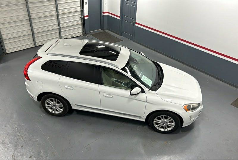 Used 2016 Volvo XC60 T5 Premier image 23