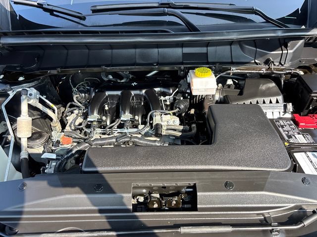 Used 2024 Nissan Pathfinder SV FWD image 34
