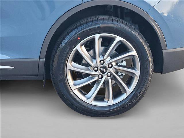 New 2026 Lincoln Corsair Premiere image 9