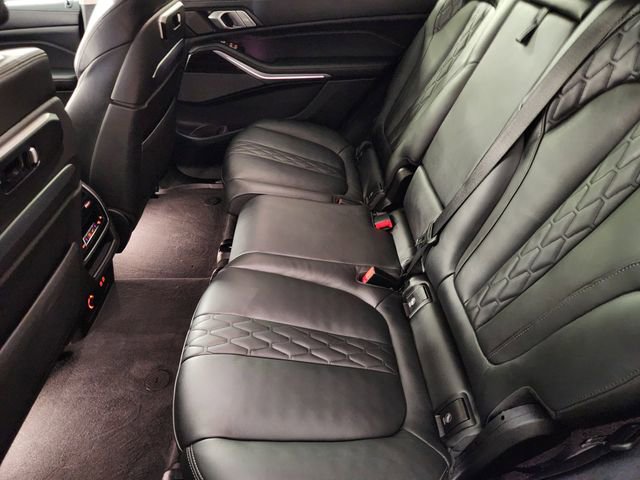 Used 2025 BMW X7 xDrive40i AWD/4WD image 30