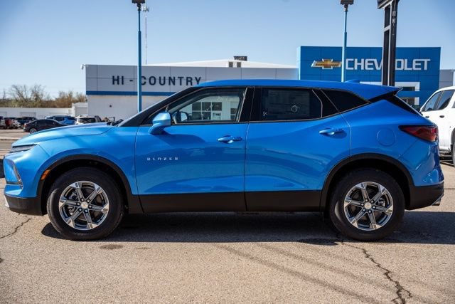 New 2026 Chevrolet Blazer LT w/ LPO, Cargo Package FWD image 8