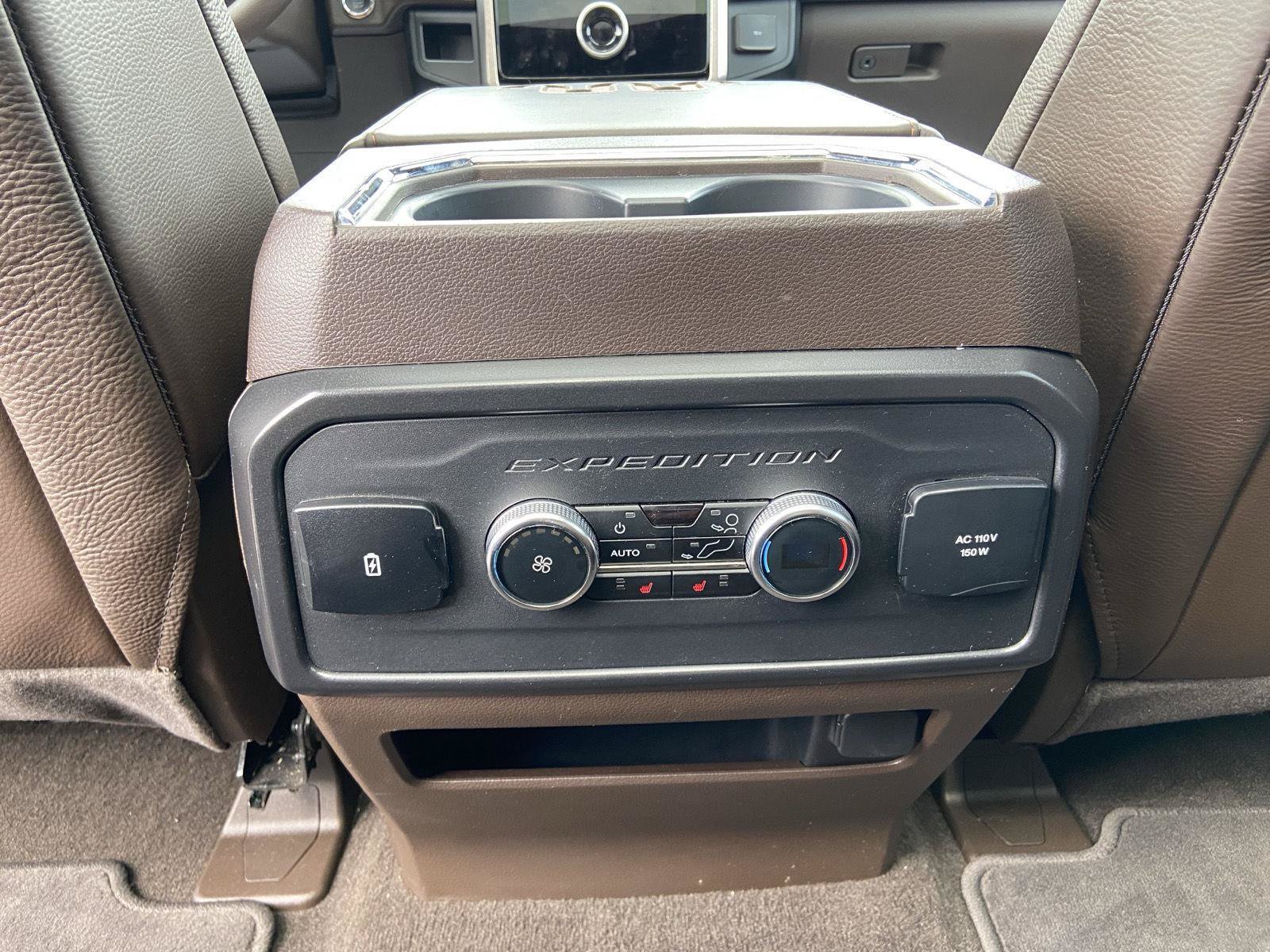 Used 2024 Ford Expedition Max King Ranch AWD/4WD image 19