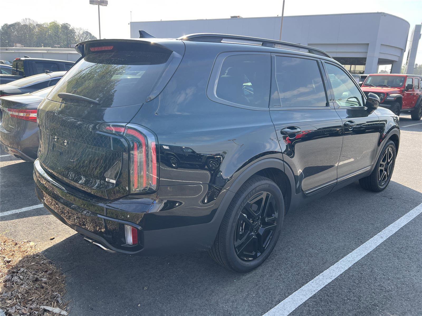 Used 2025 Kia Telluride SX X-Line image 6