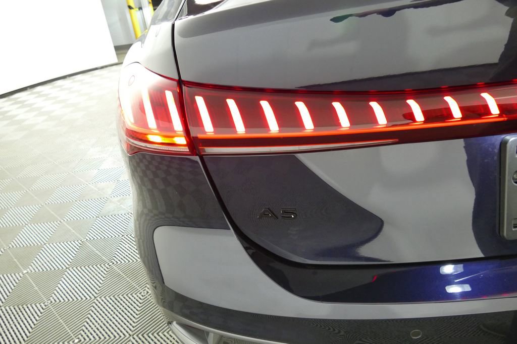 Used 2025 Audi A5 2.0T Premium Plus image 2