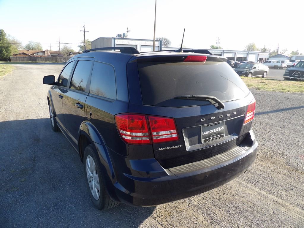 Used 2020 Dodge Journey SE w/ SE Popular Equipment Group image 9