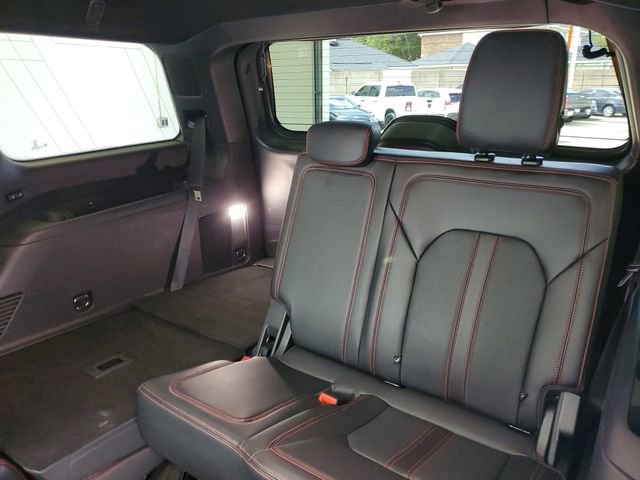 Used 2023 Ford Expedition Limited image 13