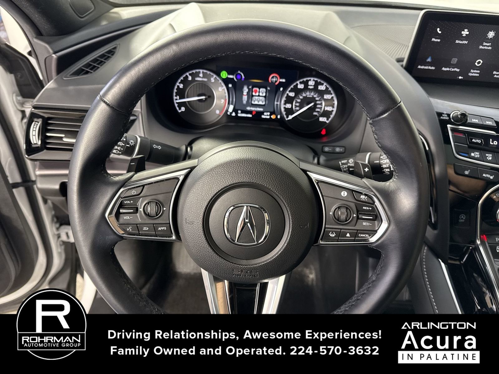 Used 2025 Acura RDX SH-AWD image 11