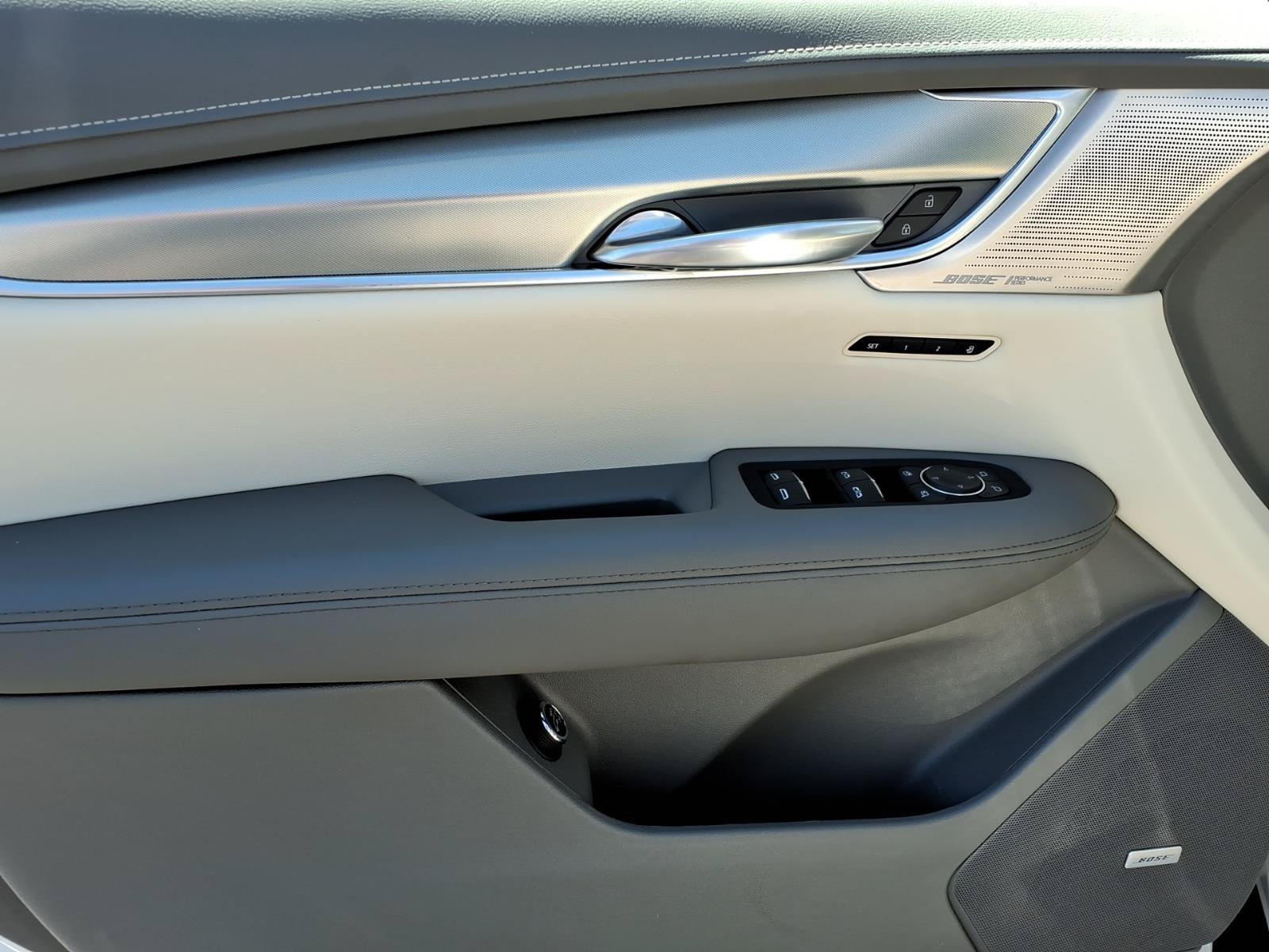 Certified 2023 Cadillac XT5 Premium Luxury AWD/4WD image 20