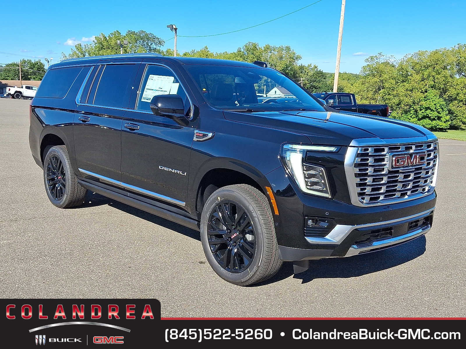 New 2025 GMC Yukon XL Denali w/ Sun & Power Step Package