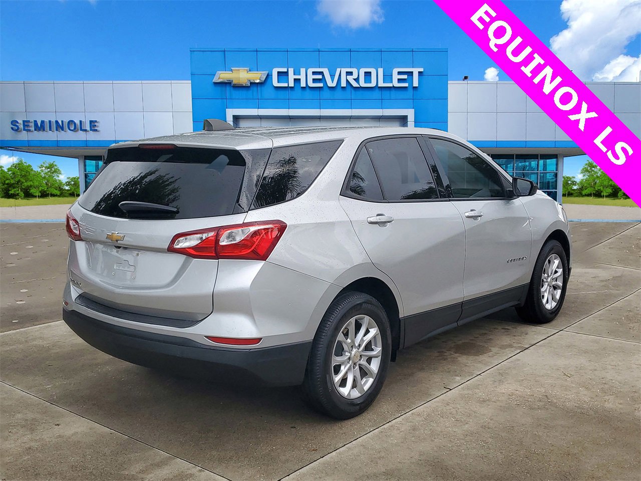 Used 2019 Chevrolet Equinox LS w/ LS Convenience Package image 4