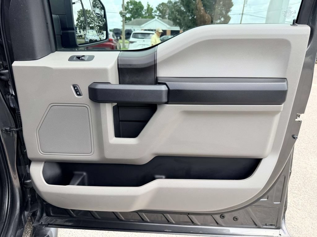 Used 2019 Ford F150 XL w/ Equipment Group 101A Mid AWD/4WD image 12