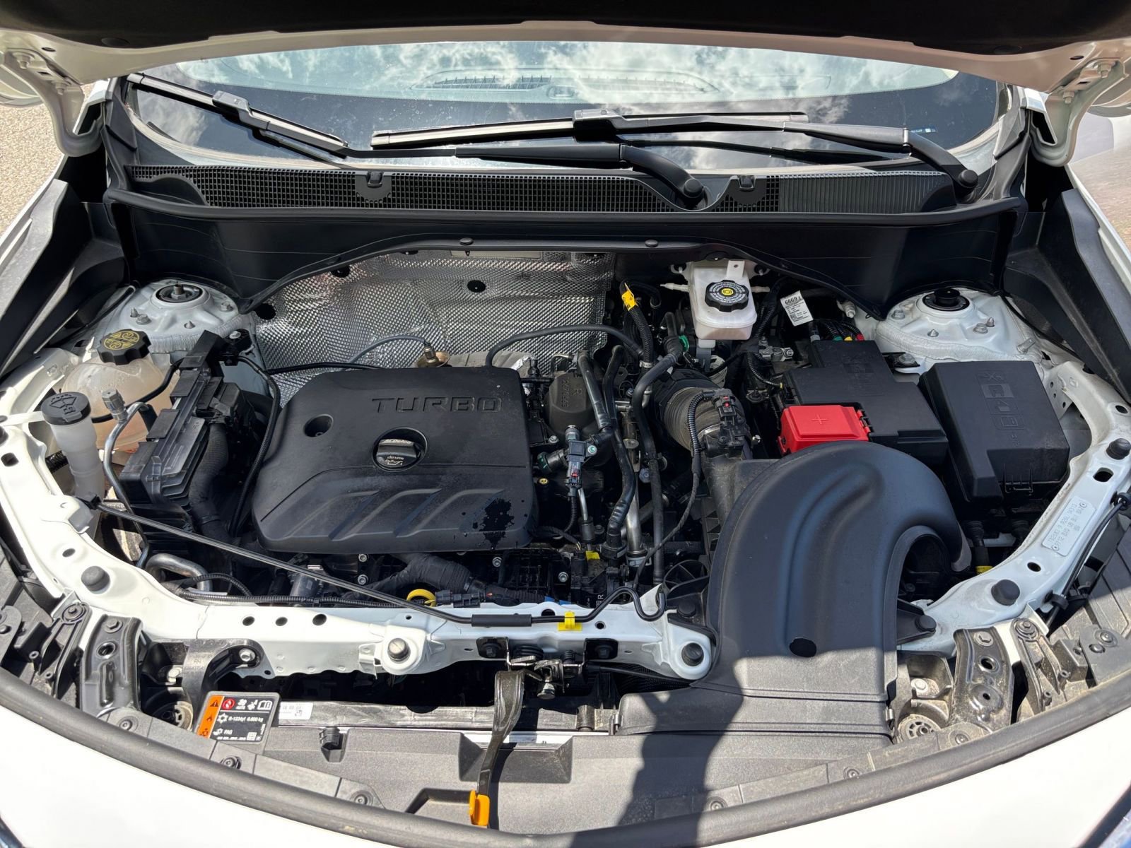 Used 2025 Buick Encore GX Preferred FWD image 31