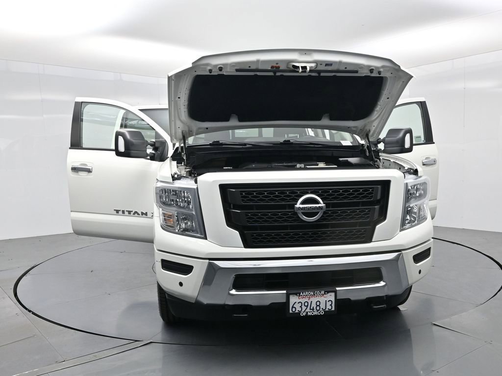 Used 2021 Nissan Titan SV w/ SV Convenience Package image 34