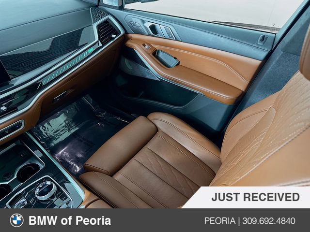 Used 2024 BMW X7 M60i w/ Executive Package image 25