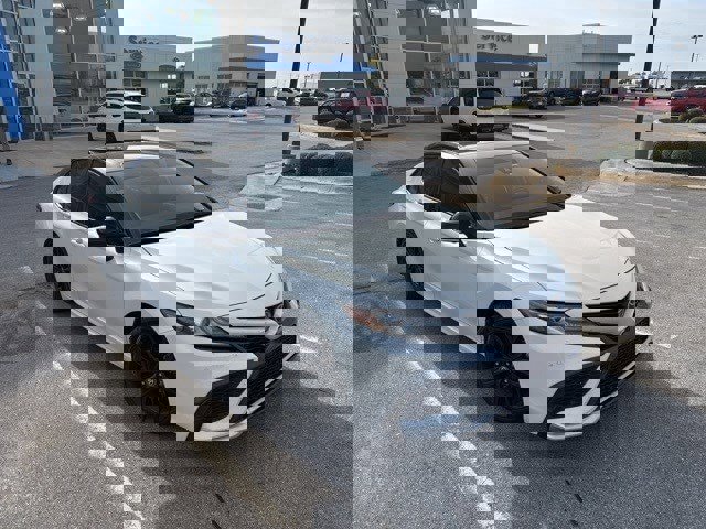 Used 2023 Toyota Camry XSE image 18