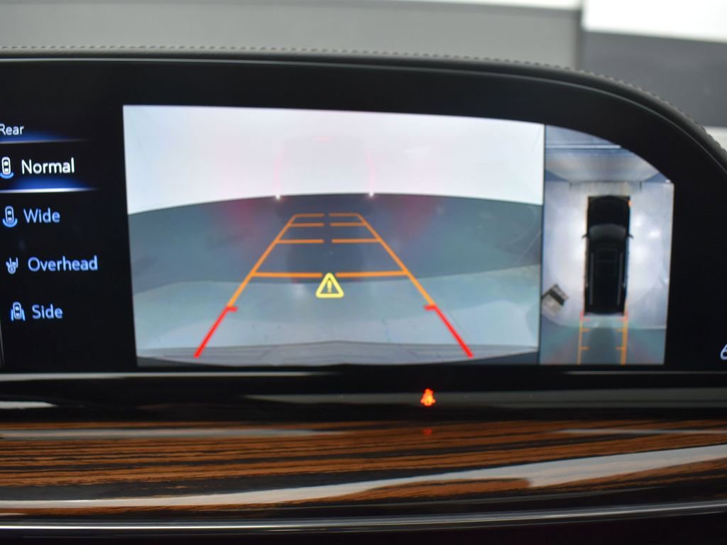 Certified 2024 Cadillac Escalade ESV Premium Luxury w/ Performance Package image 22