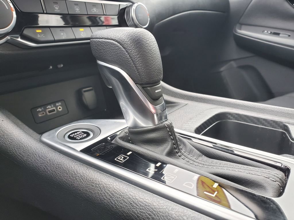 Used 2023 Nissan Sentra SV image 29