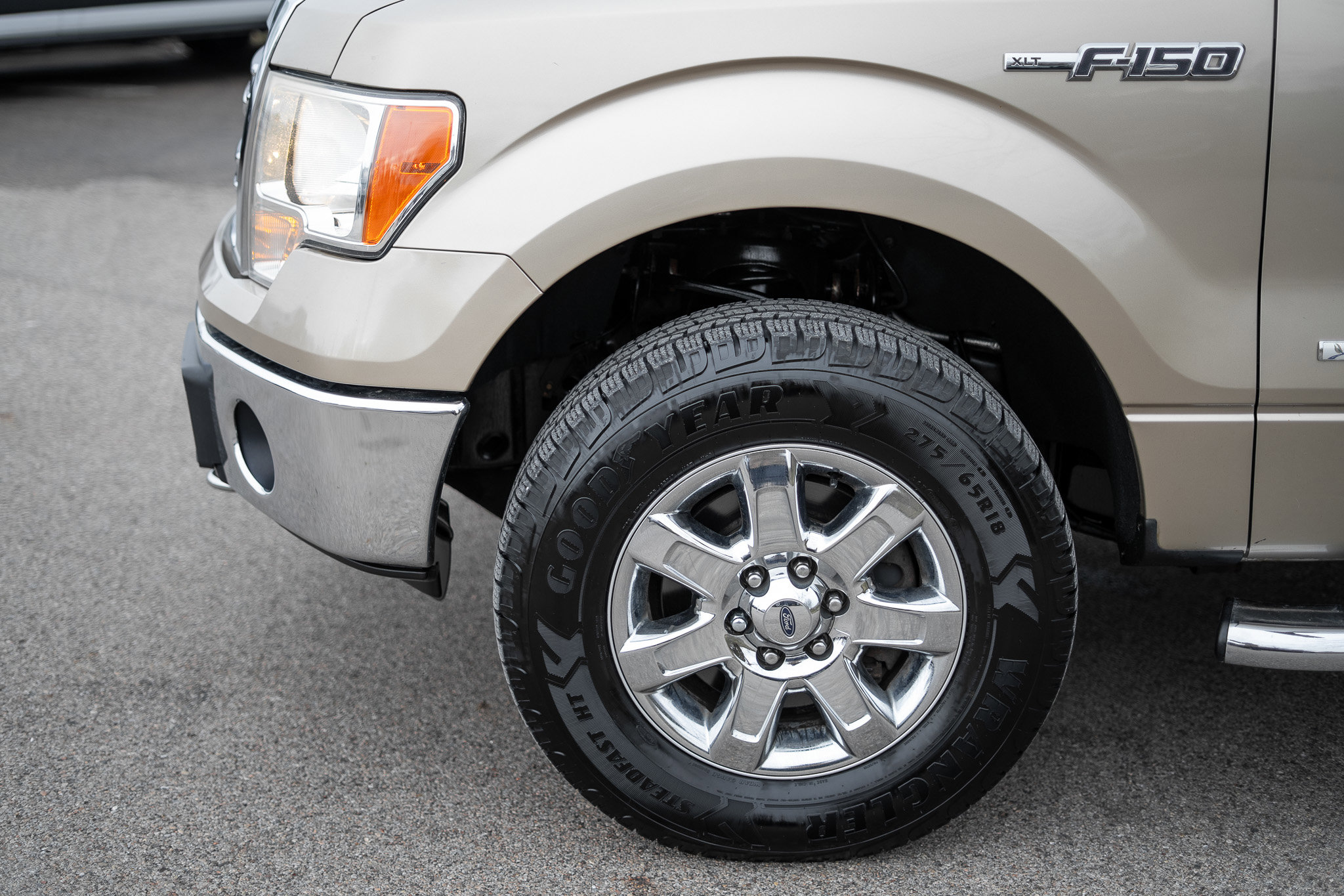 Used 2013 Ford F150 XLT w/ Luxury Equipment Group image 10