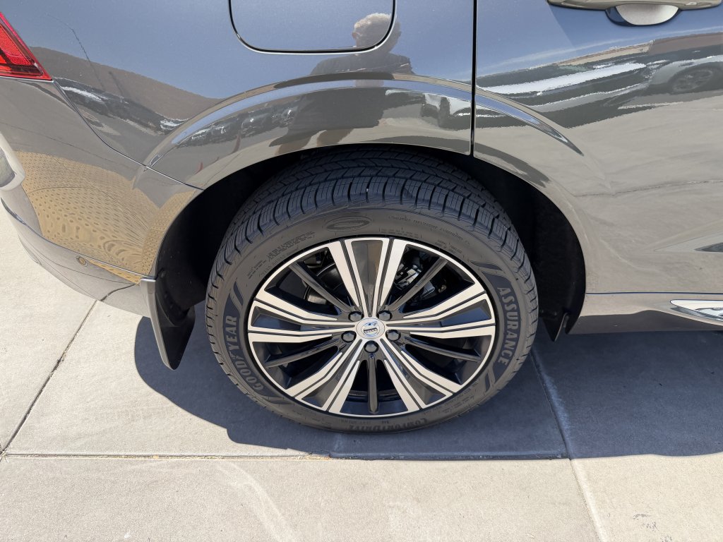 Used 2022 Volvo XC60 B5 Inscription w/ Advanced Package FWD image 15