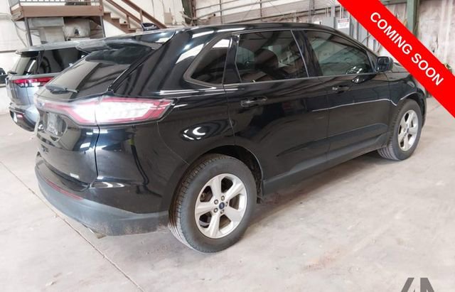 Used 2018 Ford Edge SE FWD image 4